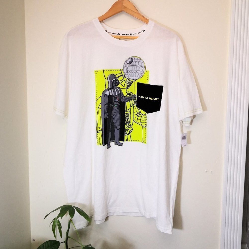 Disney Men's Star Wars Short Sleeve‎ Graphic T-Shirt - White XL